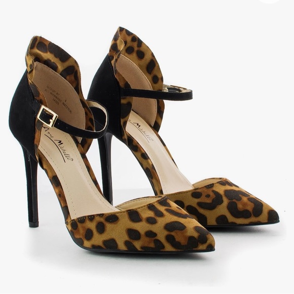 ⭐️3 for 25⭐️🆕Anne Michelle D’Orsay Stilettos - Picture 1 of 13